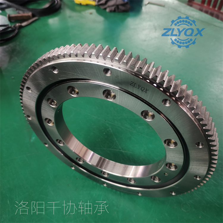 ZLYQX轉盤軸承滾道剝落的原因及修復方法