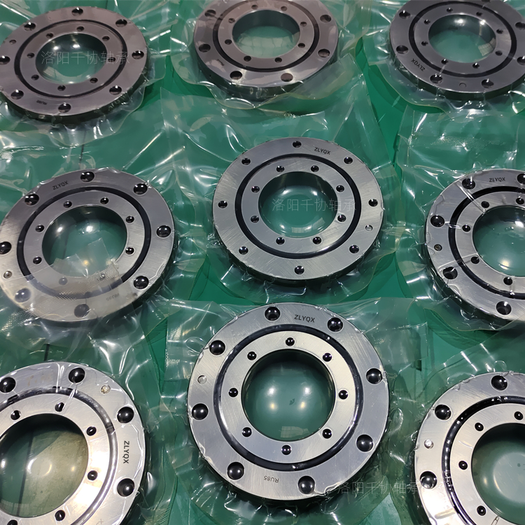 淺談交叉滾子軸承在轉(zhuǎn)臺上的應(yīng)用詳解