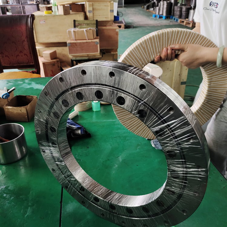 交叉滾子軸承廠家淺談軸承穩(wěn)定工作，要注意以下幾點？